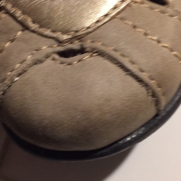 ⬇️EUC Cobb Hill by NEW BALANCE FLATS⬇️ - Picture 7 of 9